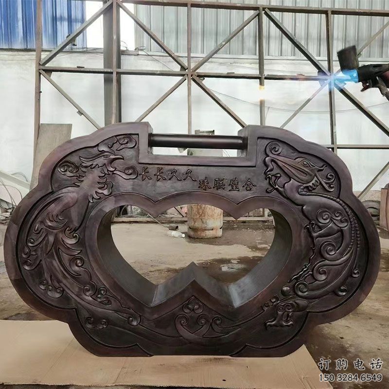 鎖子雕塑優(yōu)選，城市裝飾，展示鎖子雕塑定做