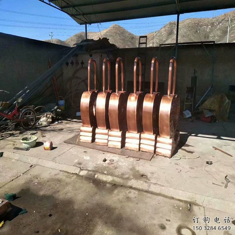 標(biāo)志銅鎖子雕塑預(yù)定，小區(qū)擺件，銅鎖子雕塑主題精品
