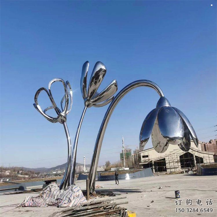 漳州百合花雕塑承接，城市裝飾，大型不銹鋼百合花雕塑公司