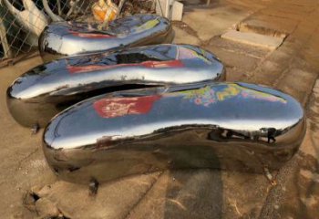 韶關坐凳雕塑，小區園林雕塑，不銹鋼鏡面效果