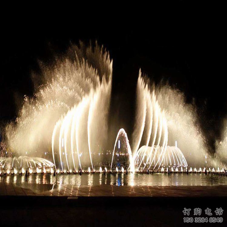 七臺河水景程控噴泉雕塑，高噴循環噴水方式設計制作