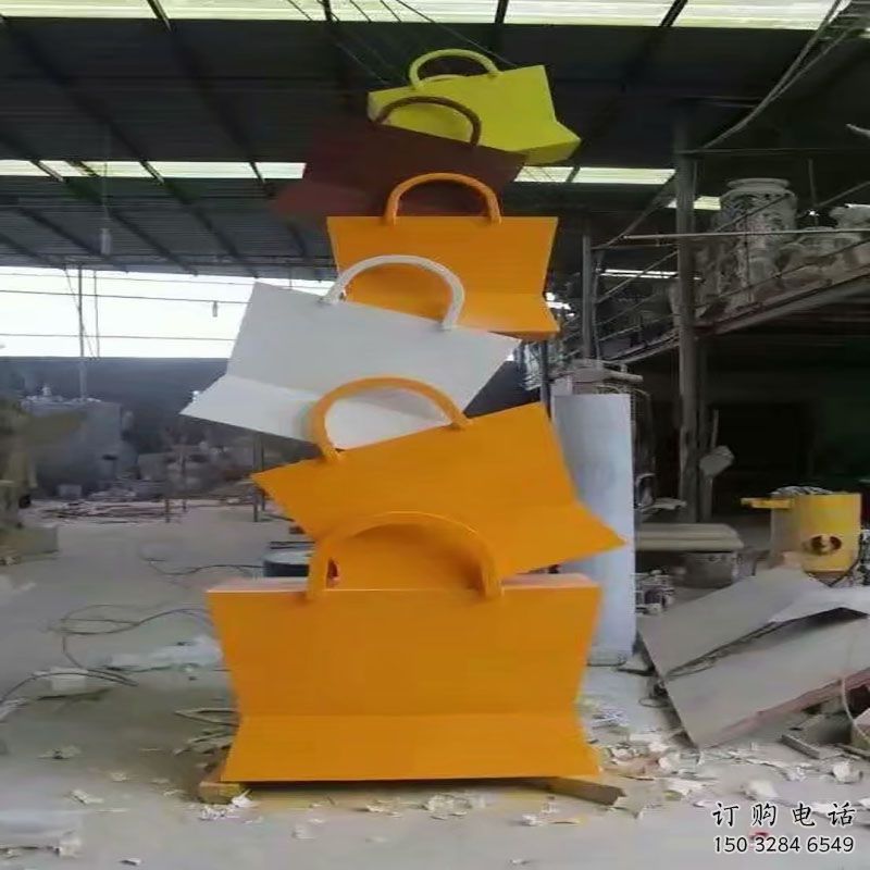 十堰烤漆挎包雕塑制造商，室外軟裝，景觀挎包雕塑制作