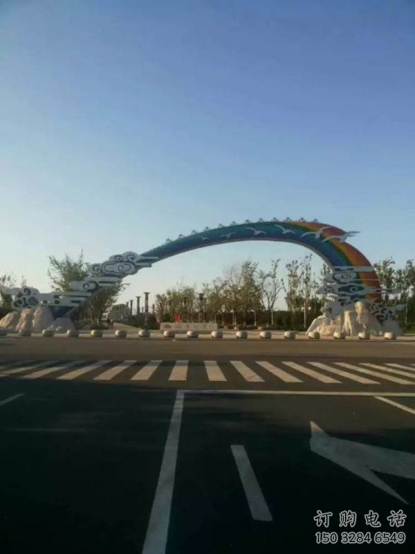 懷化云朵大門雕塑，公園美陳元素，不銹鋼云朵大門雕塑