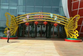 安陽蝴蝶拱門雕塑，鏤空烤漆效果，不銹鋼小區標識雕塑