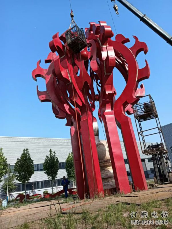 丹東火球雕塑，精神堡壘火球雕塑落地展示