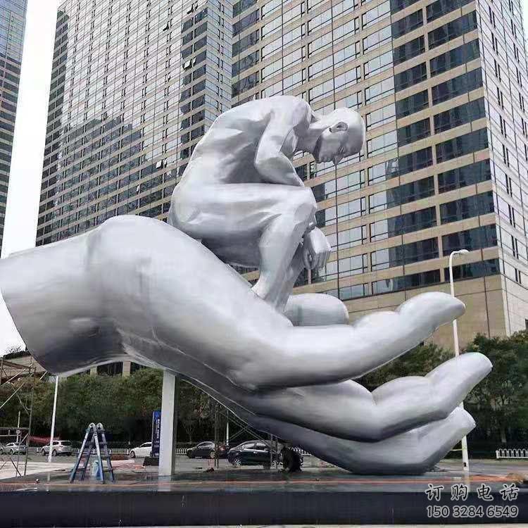 錦州沉思者雕塑，景觀雕塑，手托人物雕塑廠家提供