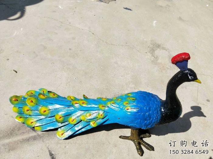 海西彩繪孔雀雕塑制作選用，景區(qū)案例，動物美陳雕塑