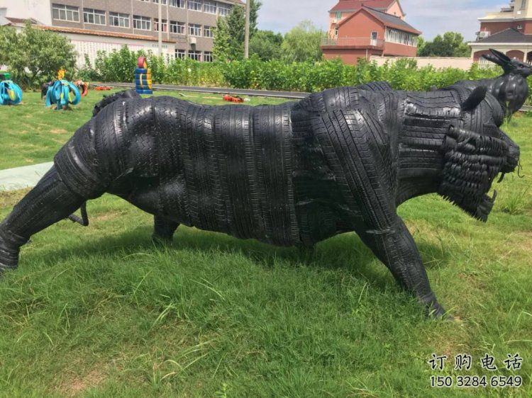 黃南輪胎牛雕塑承接，鍛造工藝，仿銅輪胎牛雕塑訂做