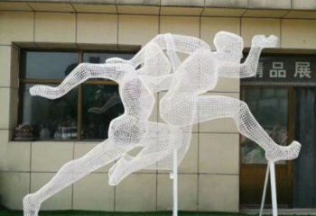 通化鏤空跨欄雕塑制造商，透雕雕塑，鐵藝體育人物雕塑供給