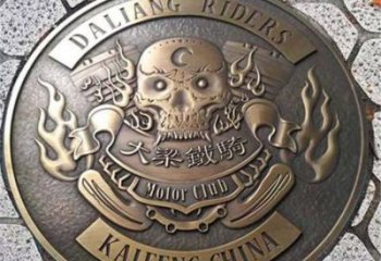 萍鄉(xiāng)鑄造校徽雕塑