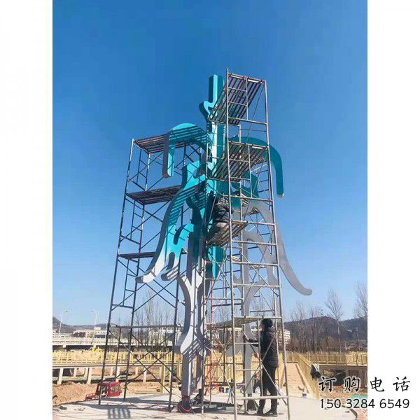 南充公園漢字雕塑