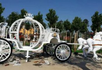 濟(jì)寧廣場馬車雕塑