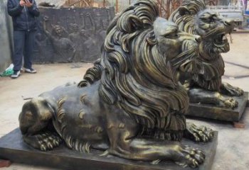 朔州大型趴獅雕塑，仿銅動(dòng)物雕塑，玻璃鋼獅子雕塑制作