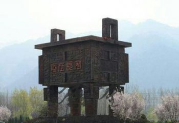 阿克蘇廣場銅鼎